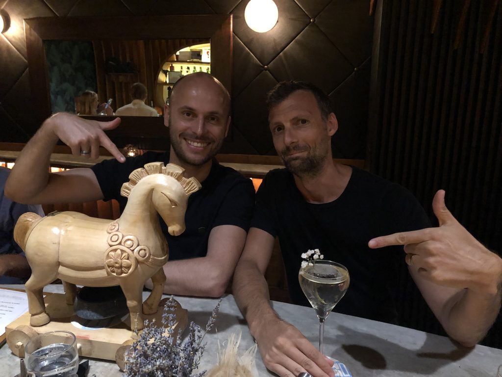 My 2019 in review: Visiting my 100th country, buying a mortgage-free apartment, 6 marathons in 6 days... | barcelone bar 1 barcelone bar 1