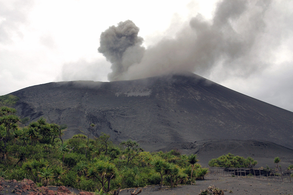Mount Yasur Guide: Hiking An Active Volcano in Vanuatu! | mount yasur erupting Mount Yasur Guide: Hiking An Active Volcano in Vanuatu!