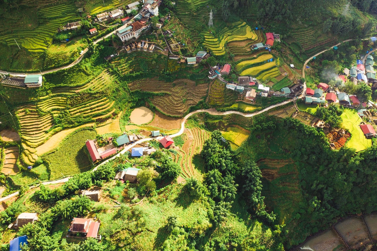 Best Vietnam Motorbike Routes: 5 Suggested Itineraries | Sapa rice terraces Rice fields in Sapa, mountainous town of Vietnam
