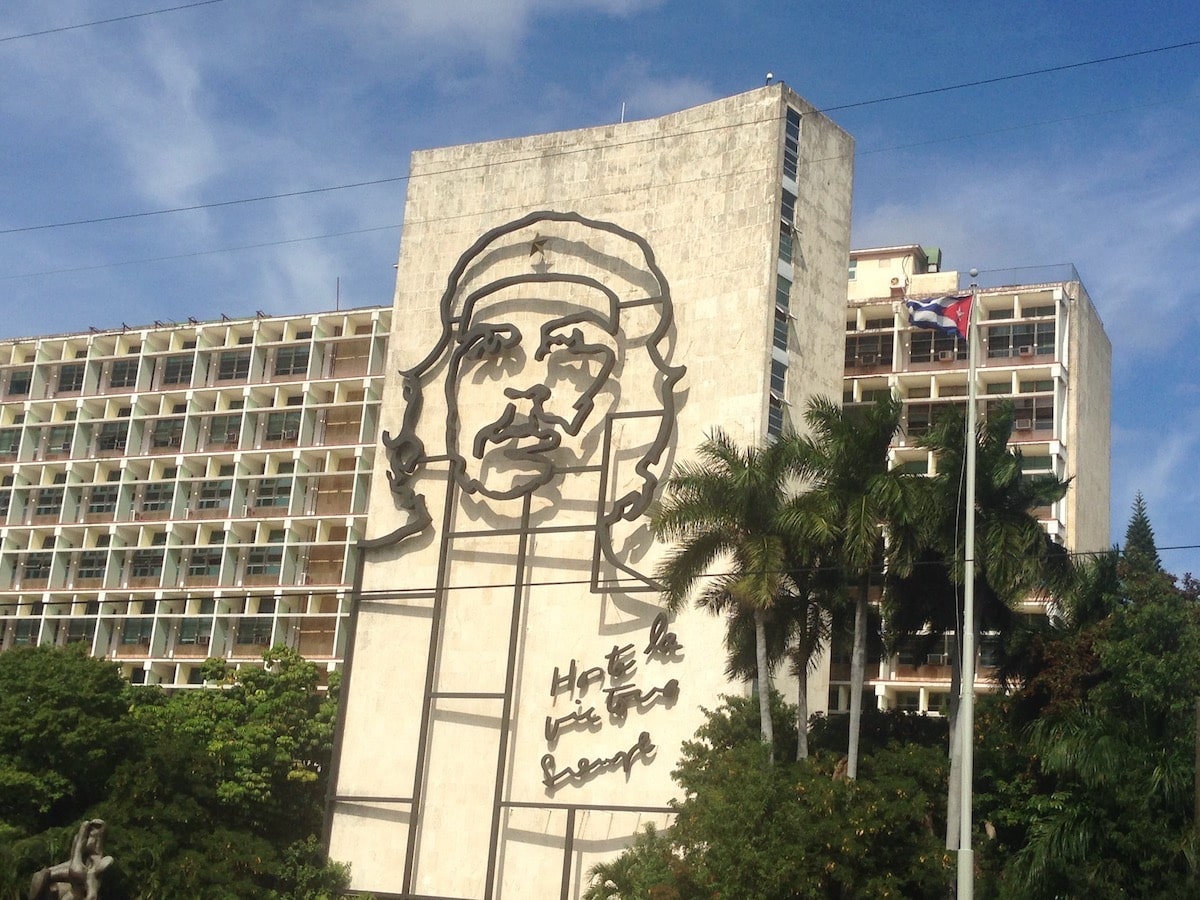 One Day in Havana Itinerary - Best Things To See & Do! | plaza de la revolucion havana Che Guevara mural in Revolution Square, Havana, Cuba