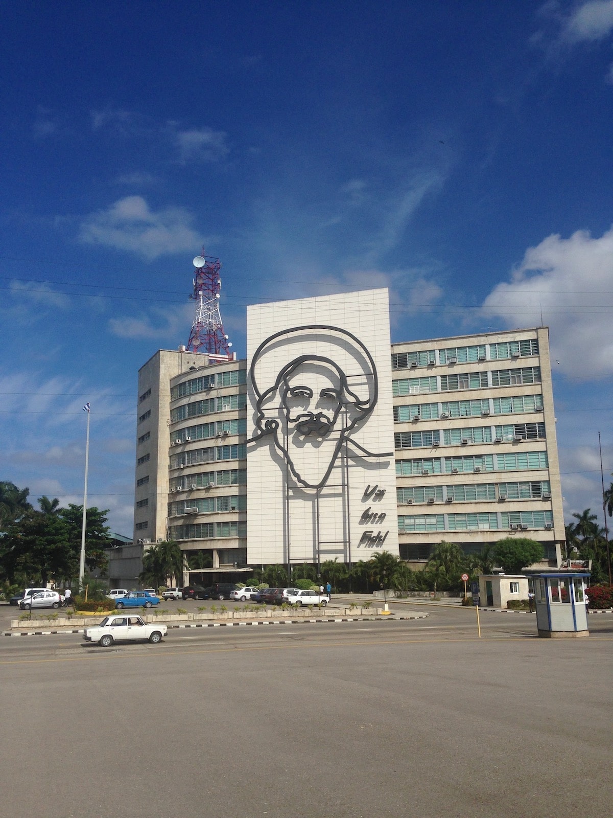 One Day in Havana Itinerary - Best Things To See & Do! | revolution square havana Fidel Castro mural in Revolution Square, Havana, Cuba