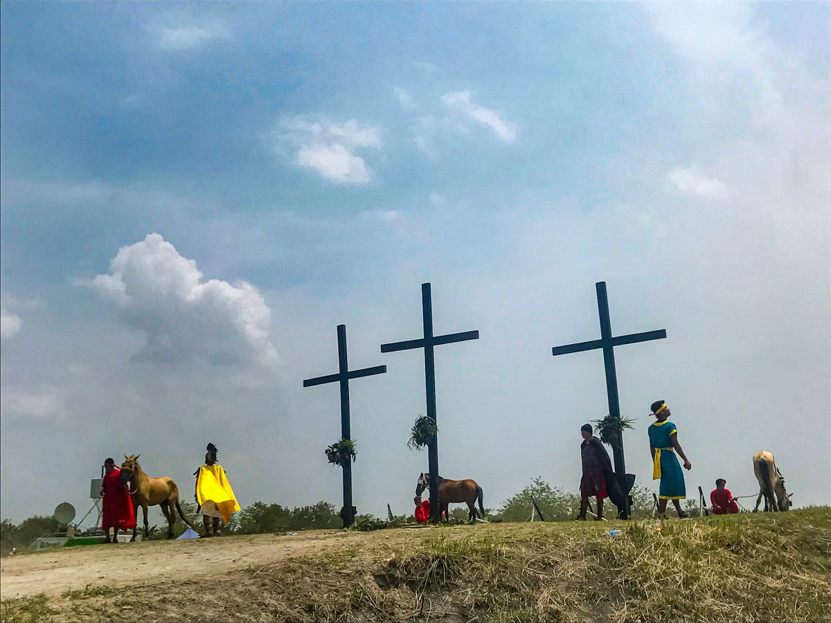 Crucifixion in the Philippines: My (Extreme) Easter Experience | 3 crosses Philippines Philippines crucifixion real or fake