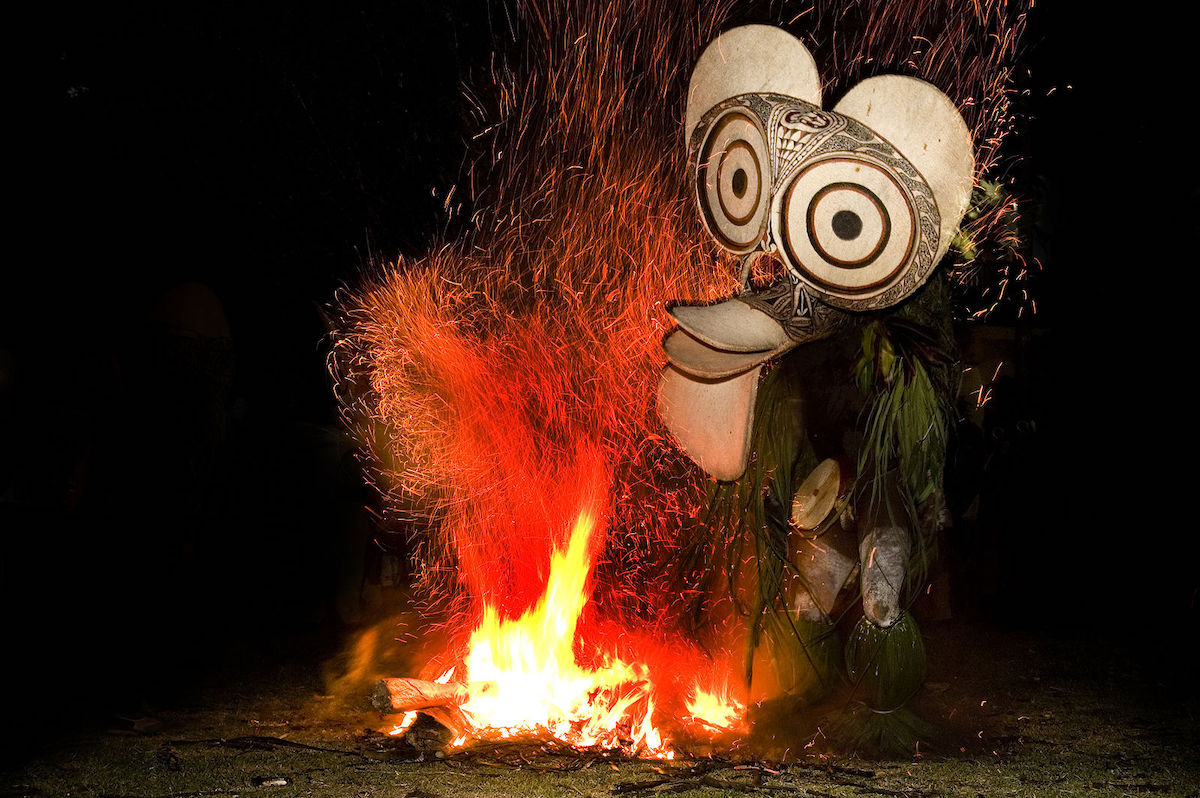 The Tribespeople of Papua New Guinea: A Detailed Guide | Baining Papua New Guinea tribespeople Baining Papua New Guinea tribespeople