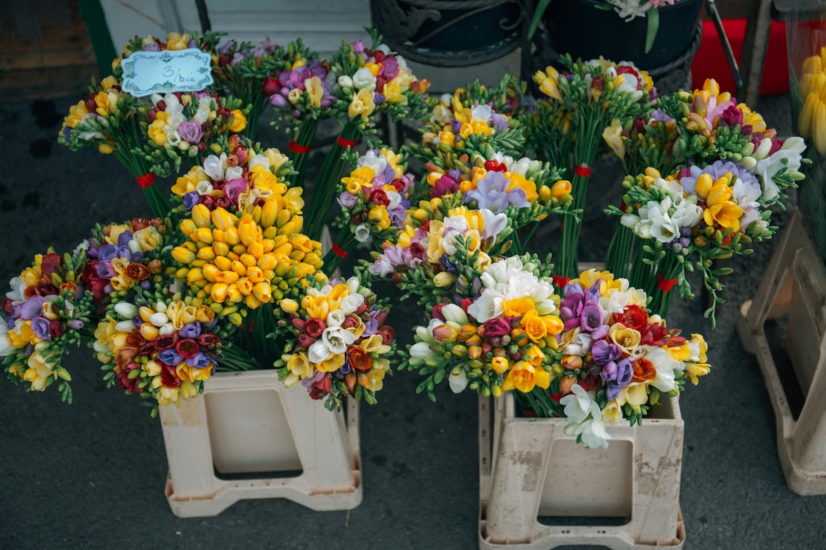 Flowers Near Me: How Does International Flower Delivery Work | Flowers Near Me How Does International Flower Delivery Work Flowers Near Me How Does International Flower Delivery Work