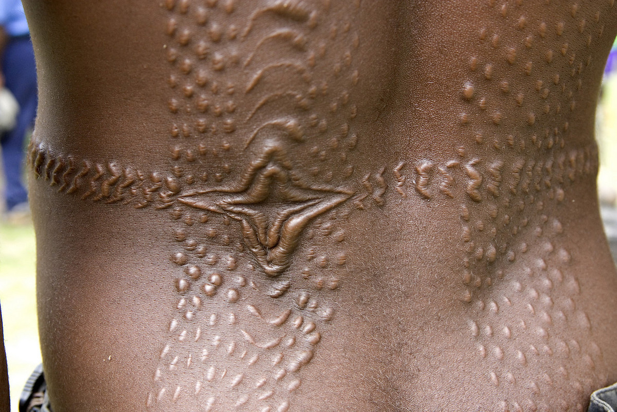 The Tribespeople of Papua New Guinea: A Detailed Guide | Tribal tattoo Sepik River Papua New Guinea Tribal tattoo Sepik River Papua New Guinea