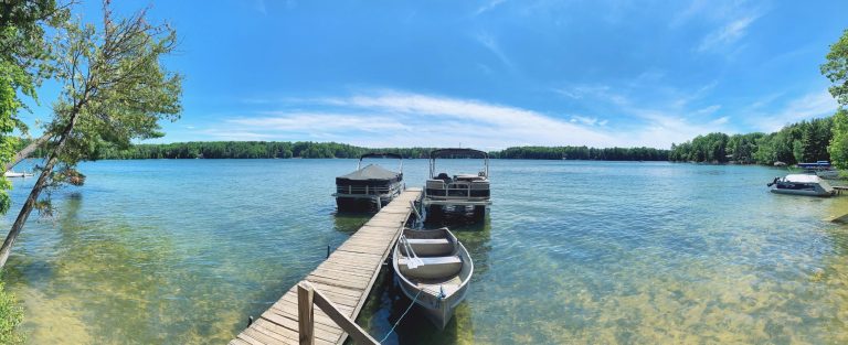 7 Best Vacation Cottage Rental Platforms in Michigan for Peaceful Lakeside Getaways in 2026