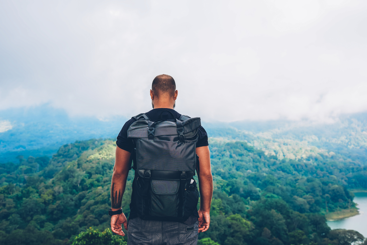 Travel Backpack Buying Guide: What To Look For | choosing a travel backpack Travel Backpack Buying Guide: What To Look For
