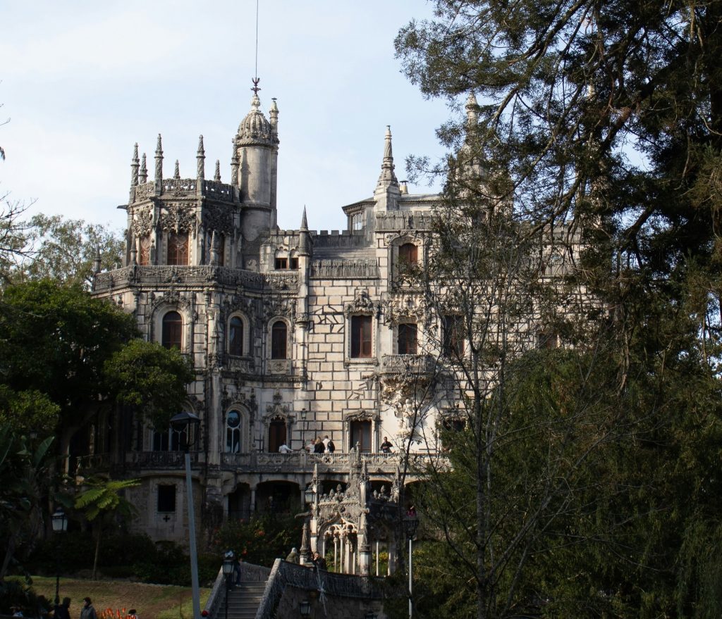 Mist-Shrouded Palaces of Sintra and the Renaissance Stone of Florence: Southern European Dreams | image 15 image 15