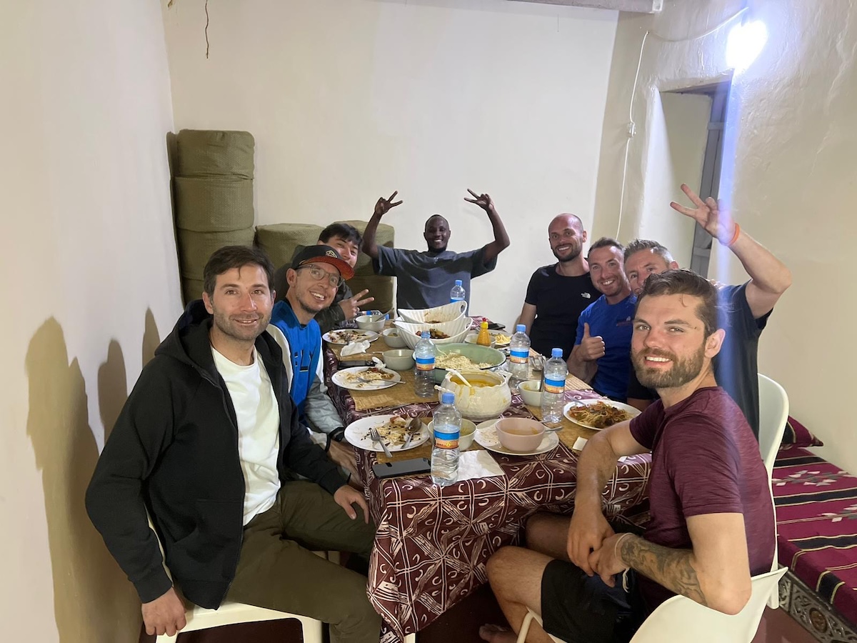 Running a 160km Ultramarathon in the Mauritanian Sahara Desert | victory food victory food